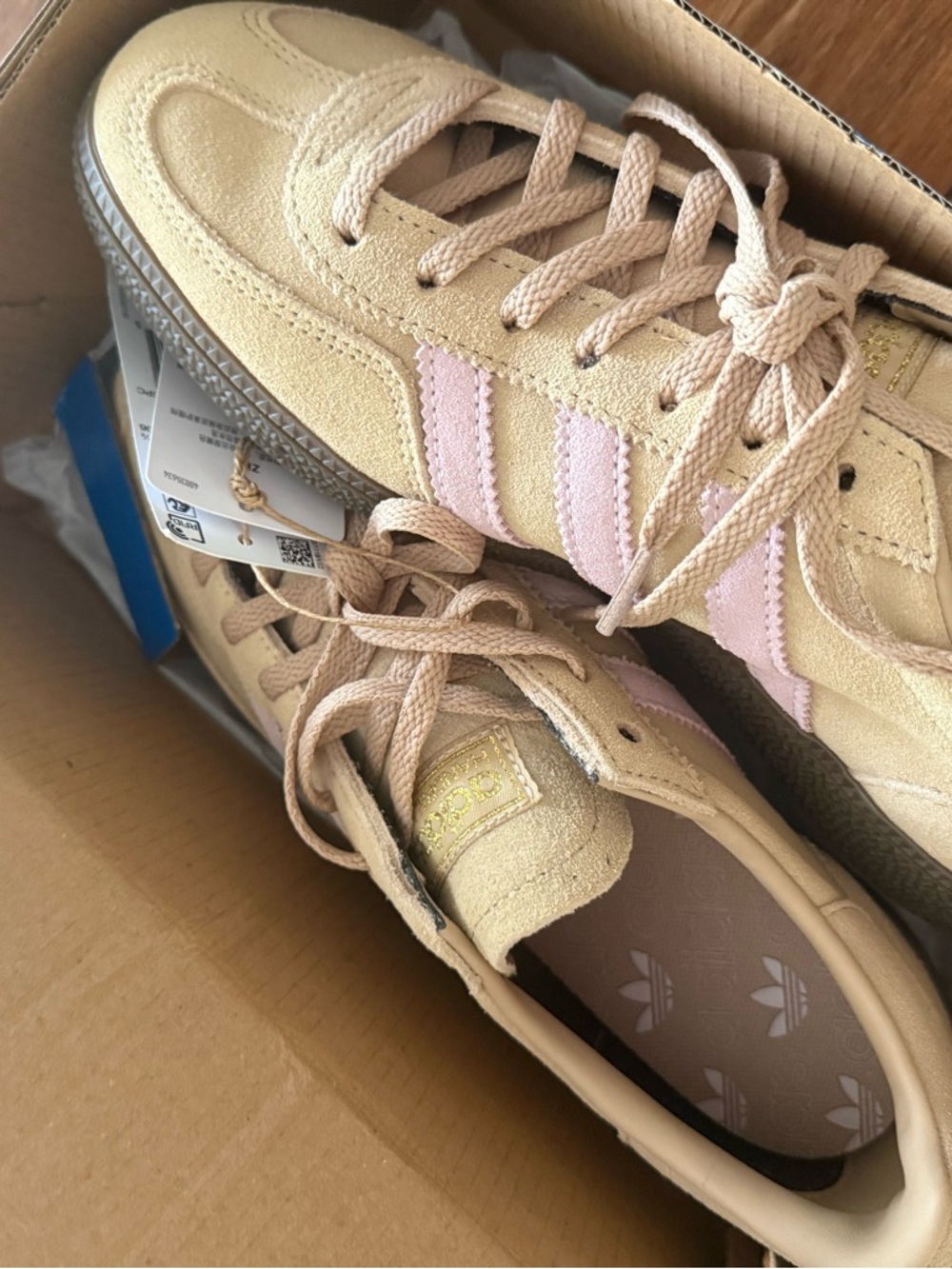 ADIDAS WOMENS HANDBALL SPEZIAL SHOES  - tan/pink never been worn! - Picture 2 of 4